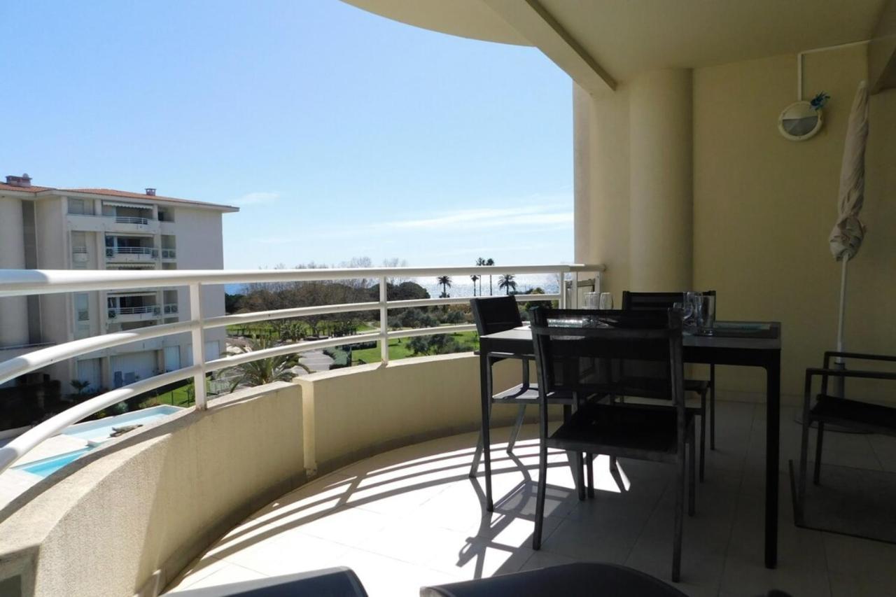 "T2 "Antibes Les Pins 3" Air Conditionned Sea View With Parking And Pool" Apartment Exterior photo
