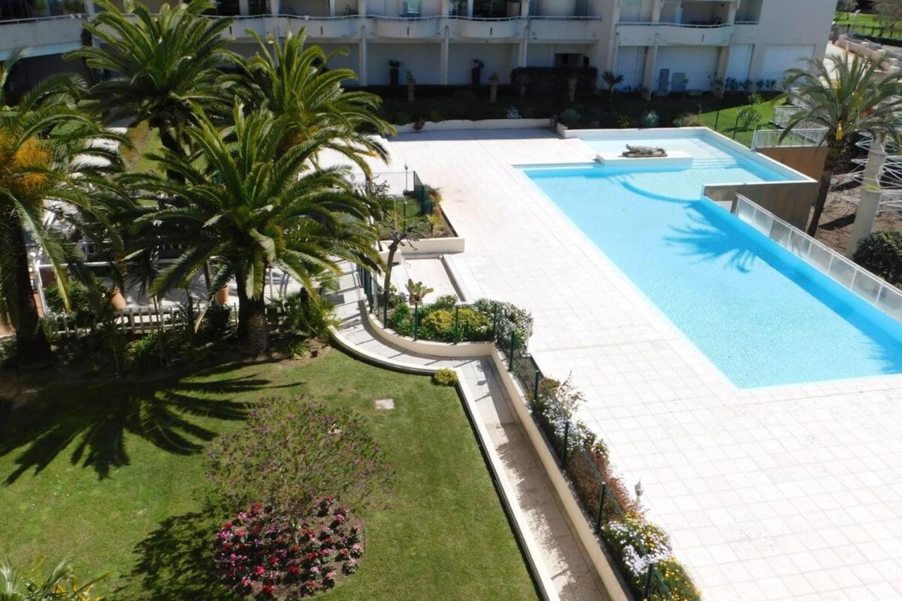 "T2 "Antibes Les Pins 3" Air Conditionned Sea View With Parking And Pool" Apartment Exterior photo