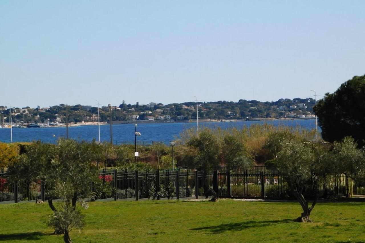 "T2 "Antibes Les Pins 3" Air Conditionned Sea View With Parking And Pool" Apartment Exterior photo
