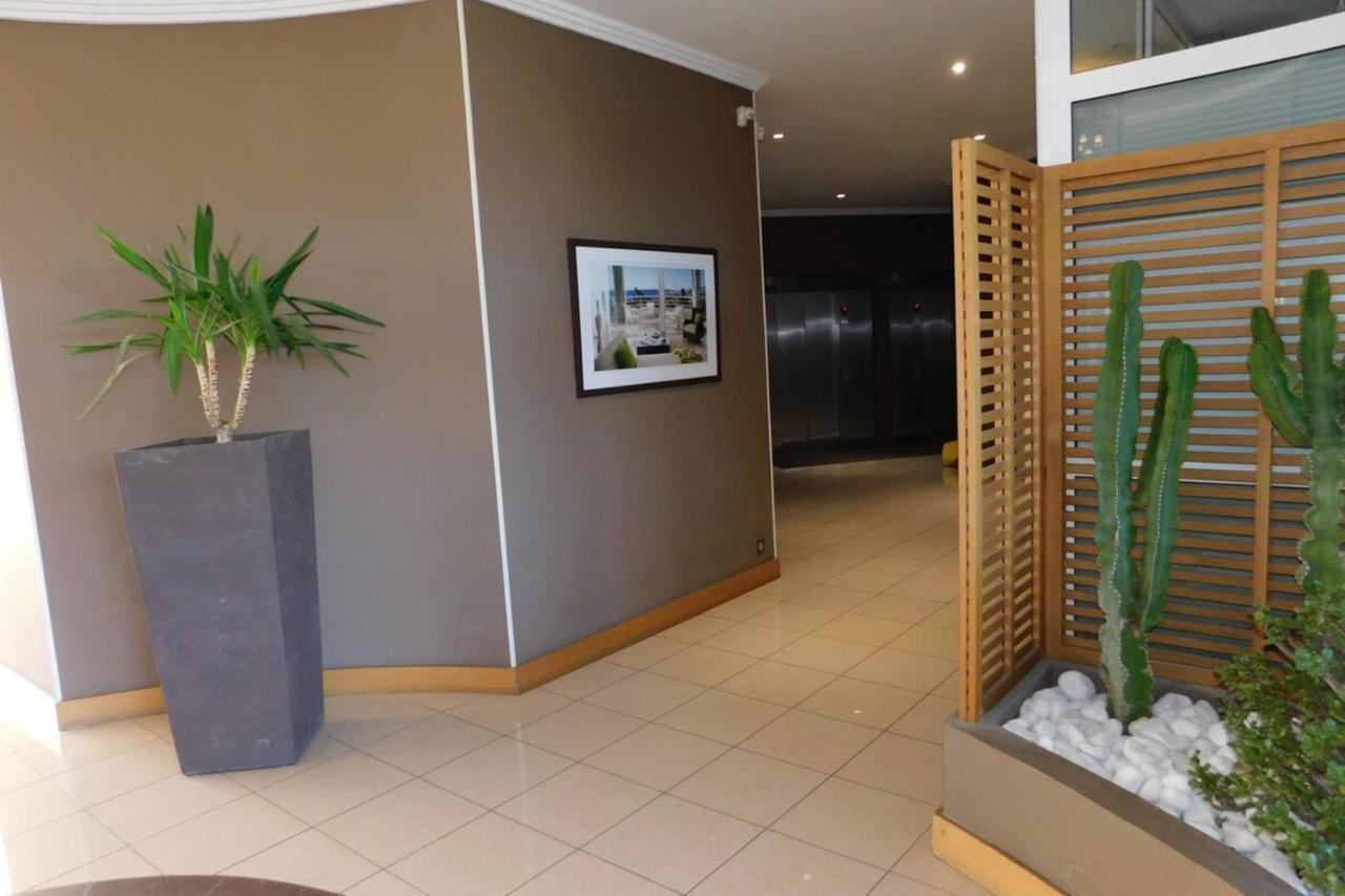 "T2 "Antibes Les Pins 3" Air Conditionned Sea View With Parking And Pool" Apartment Exterior photo